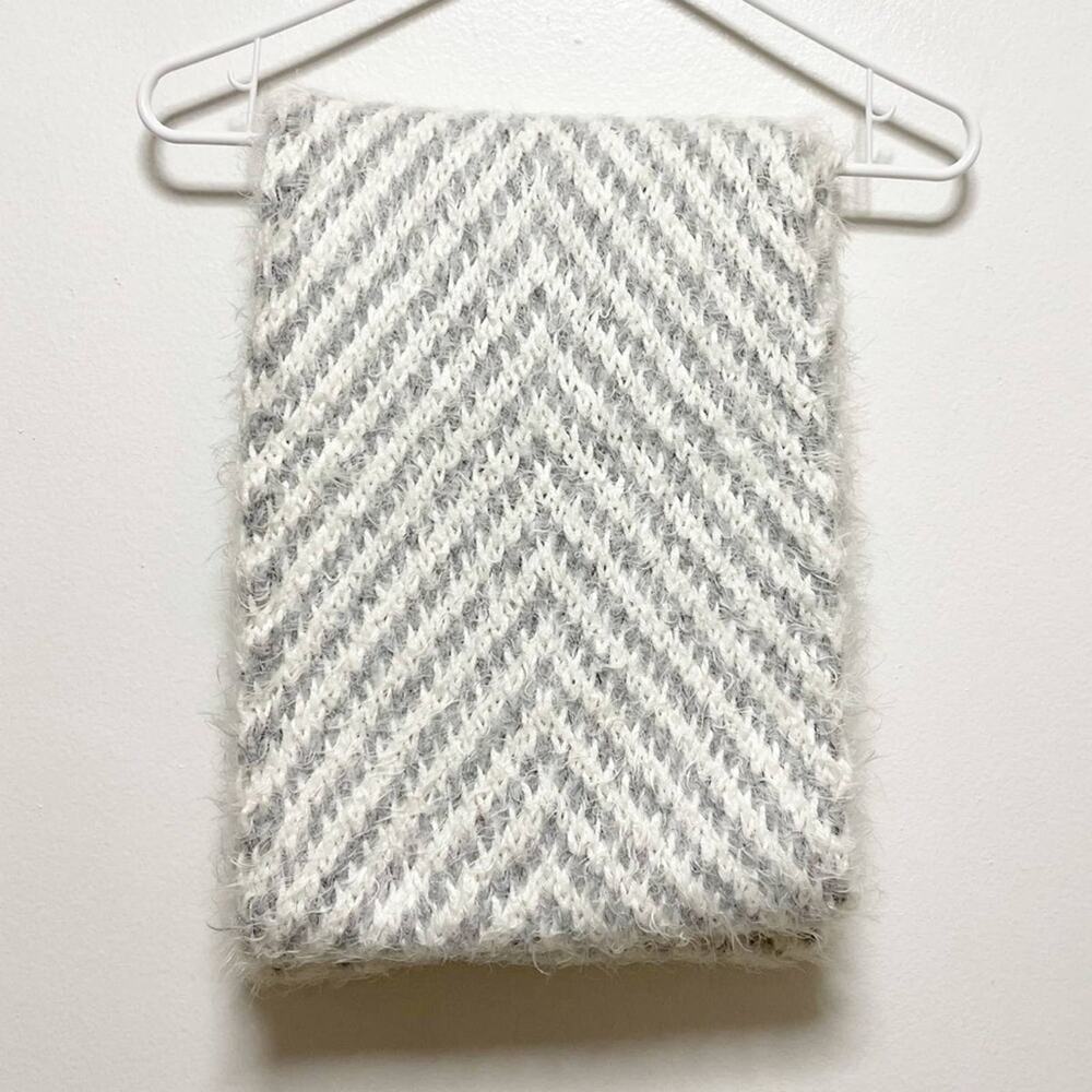 Urban Outfitters Gray White Infinity Eyelash Scarf